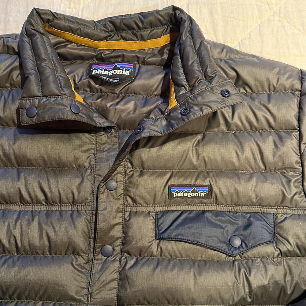 Patagonia pullover never worn down. Men’s. - Picture 2 of 9